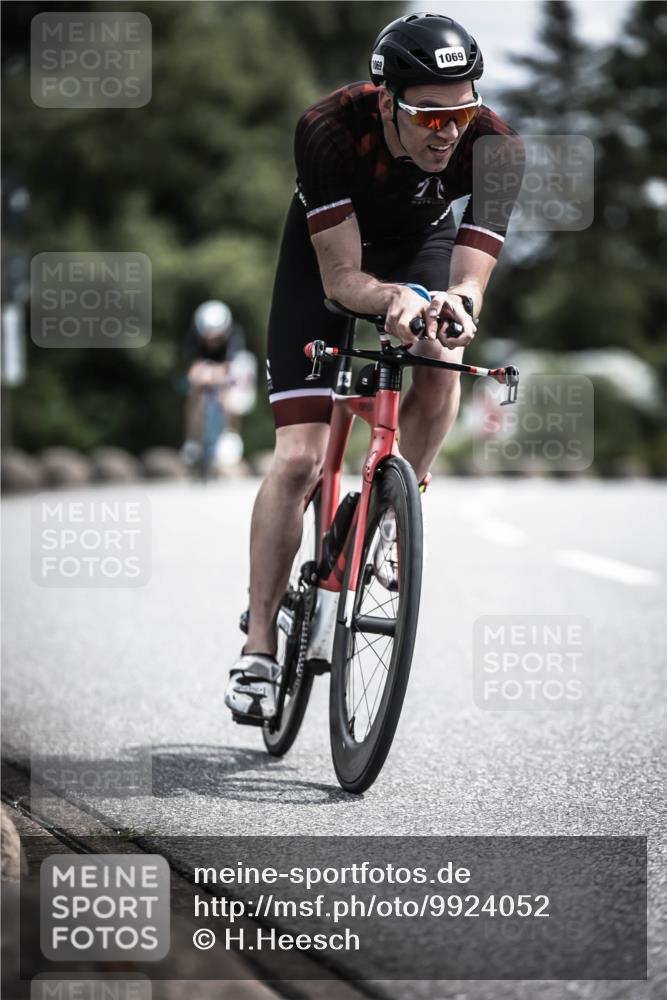 21.06.2026 - 29. Vierlanden-Triathlon H.Heesch http://msf.ph/oto/9924052 21.06.2026 13:05:45 Radfahren 1069, 1069 meine-sportfotos.de