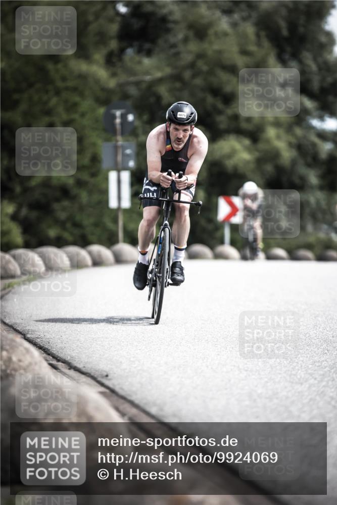 21.06.2026 - 29. Vierlanden-Triathlon H.Heesch http://msf.ph/oto/9924069 21.06.2026 13:05:52 Radfahren 1079 meine-sportfotos.de