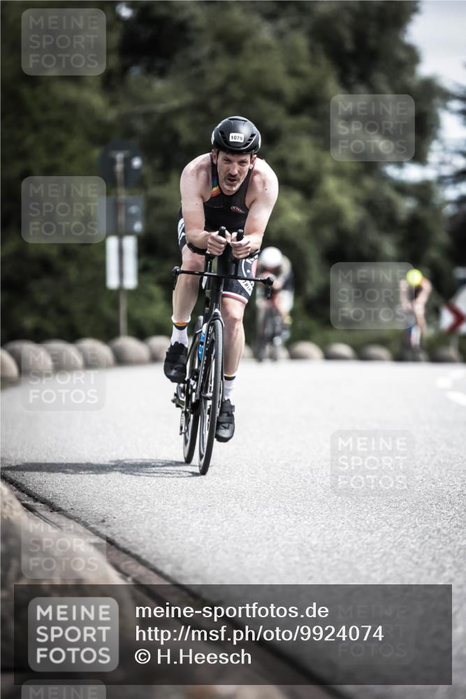 21.06.2026 - 29. Vierlanden-Triathlon H.Heesch http://msf.ph/oto/9924074 21.06.2026 13:05:52 Radfahren 11, 1079 meine-sportfotos.de