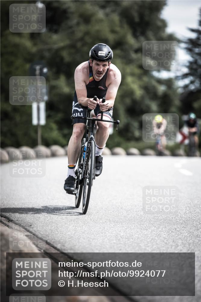 21.06.2026 - 29. Vierlanden-Triathlon H.Heesch http://msf.ph/oto/9924077 21.06.2026 13:05:52 Radfahren 1079 meine-sportfotos.de