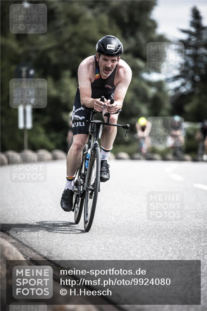 21.06.2026 - 29. Vierlanden-Triathlon H.Heesch http://msf.ph/oto/9924080 21.06.2026 13:05:53 Radfahren 1079 meine-sportfotos.de