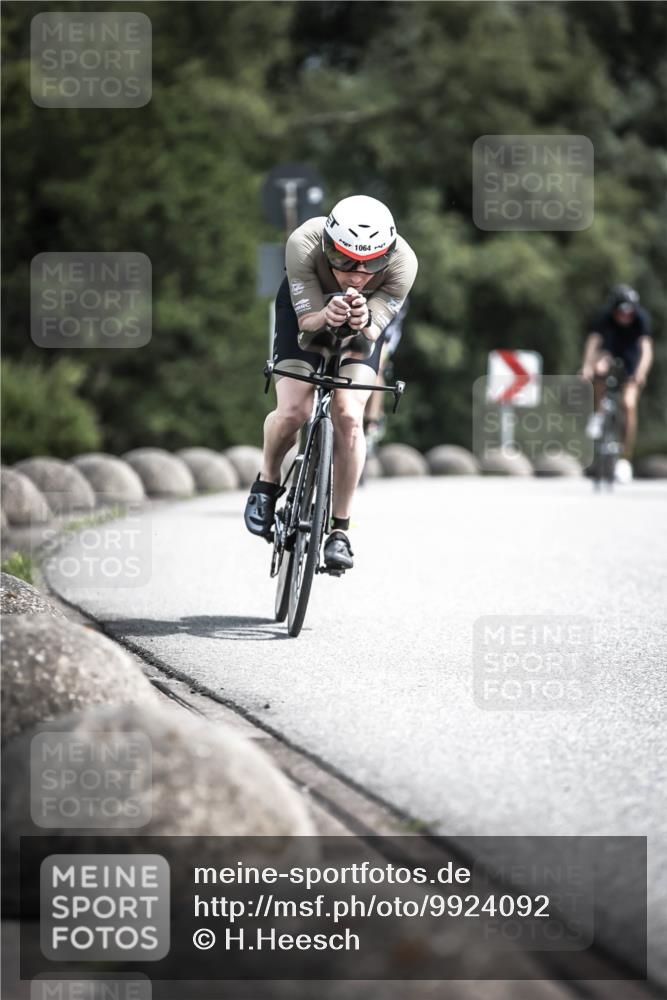 21.06.2026 - 29. Vierlanden-Triathlon H.Heesch http://msf.ph/oto/9924092 21.06.2026 13:05:55 Radfahren 1064 meine-sportfotos.de