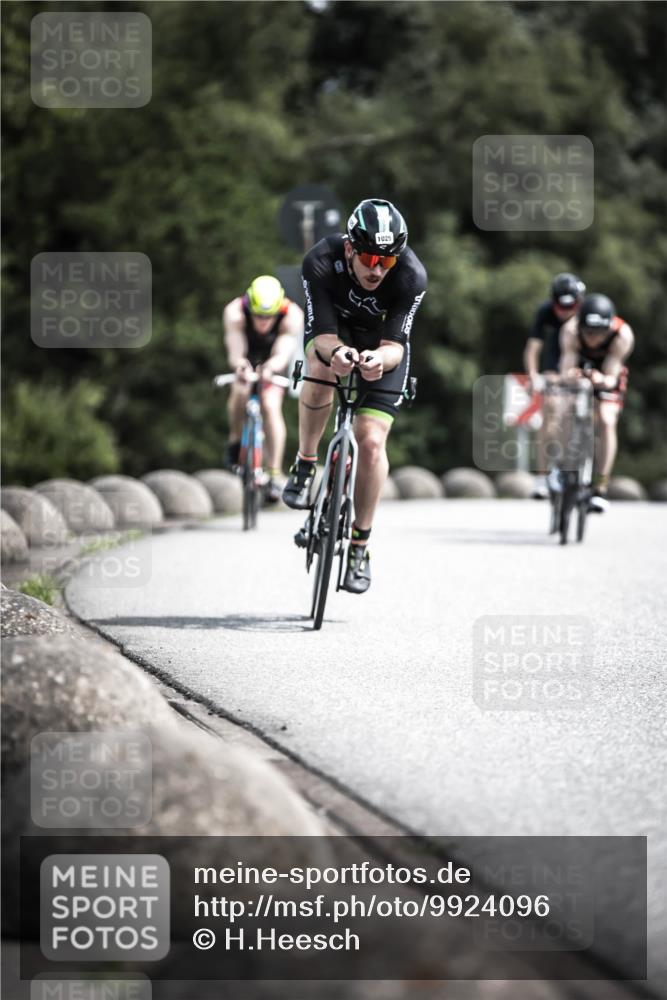 21.06.2026 - 29. Vierlanden-Triathlon H.Heesch http://msf.ph/oto/9924096 21.06.2026 13:05:56 Radfahren 1025 meine-sportfotos.de