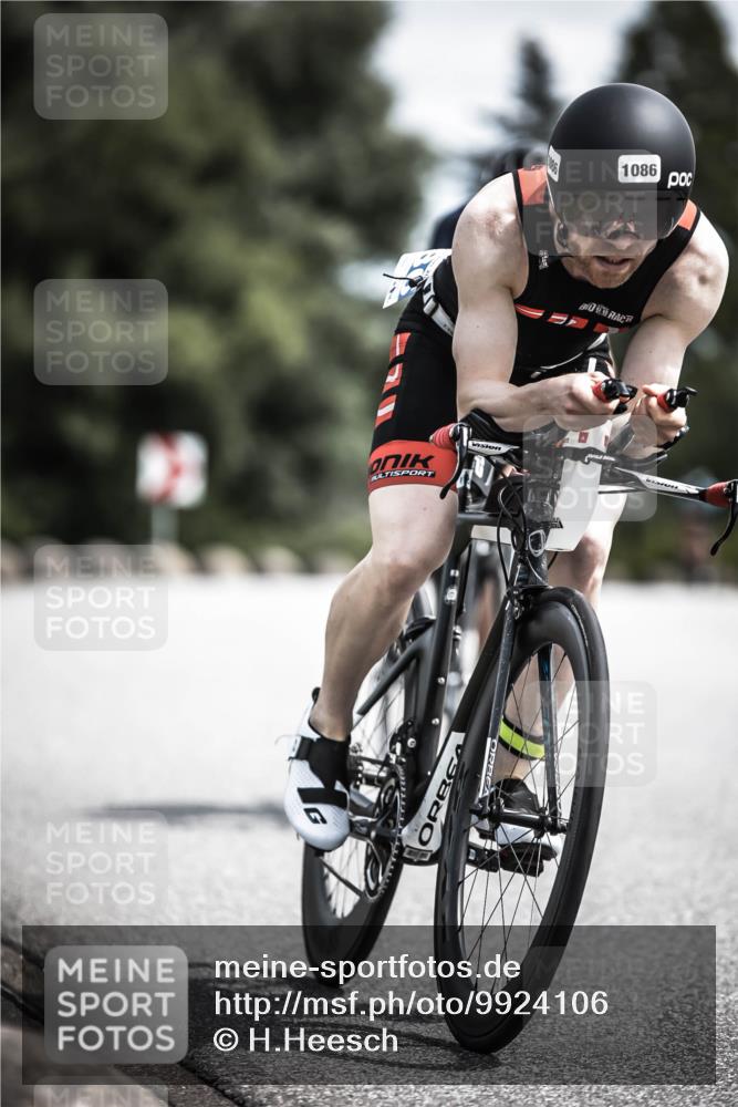 21.06.2026 - 29. Vierlanden-Triathlon H.Heesch http://msf.ph/oto/9924106 21.06.2026 13:05:58 Radfahren 1086 meine-sportfotos.de