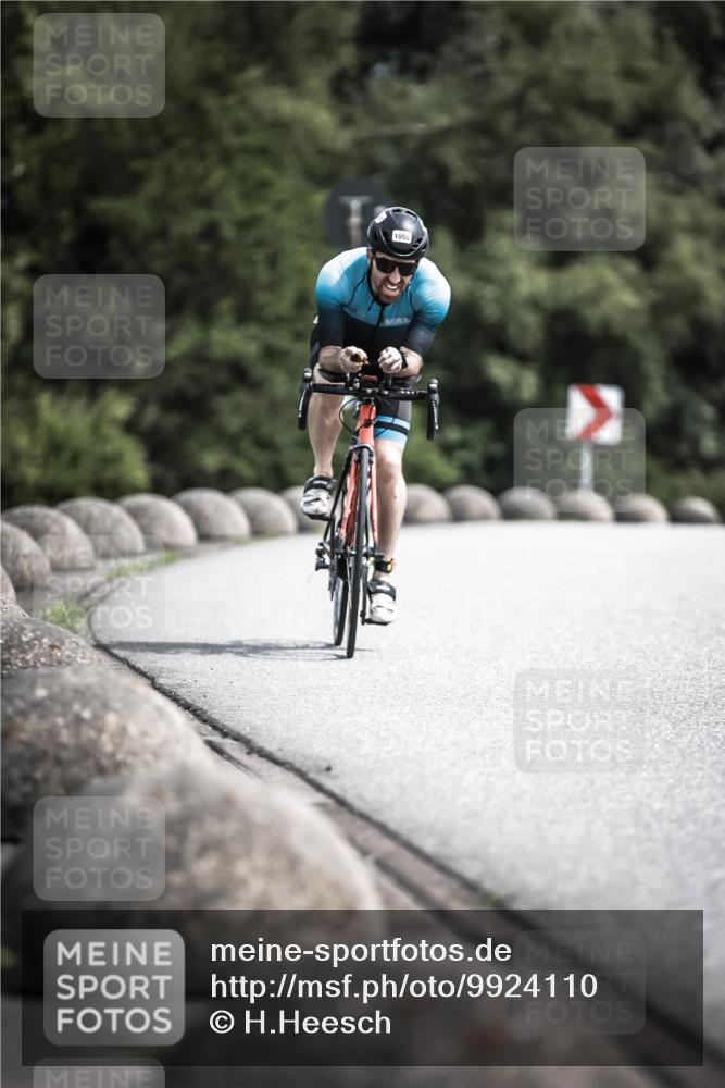 21.06.2026 - 29. Vierlanden-Triathlon H.Heesch http://msf.ph/oto/9924110 21.06.2026 13:06:04 Radfahren 1050 meine-sportfotos.de