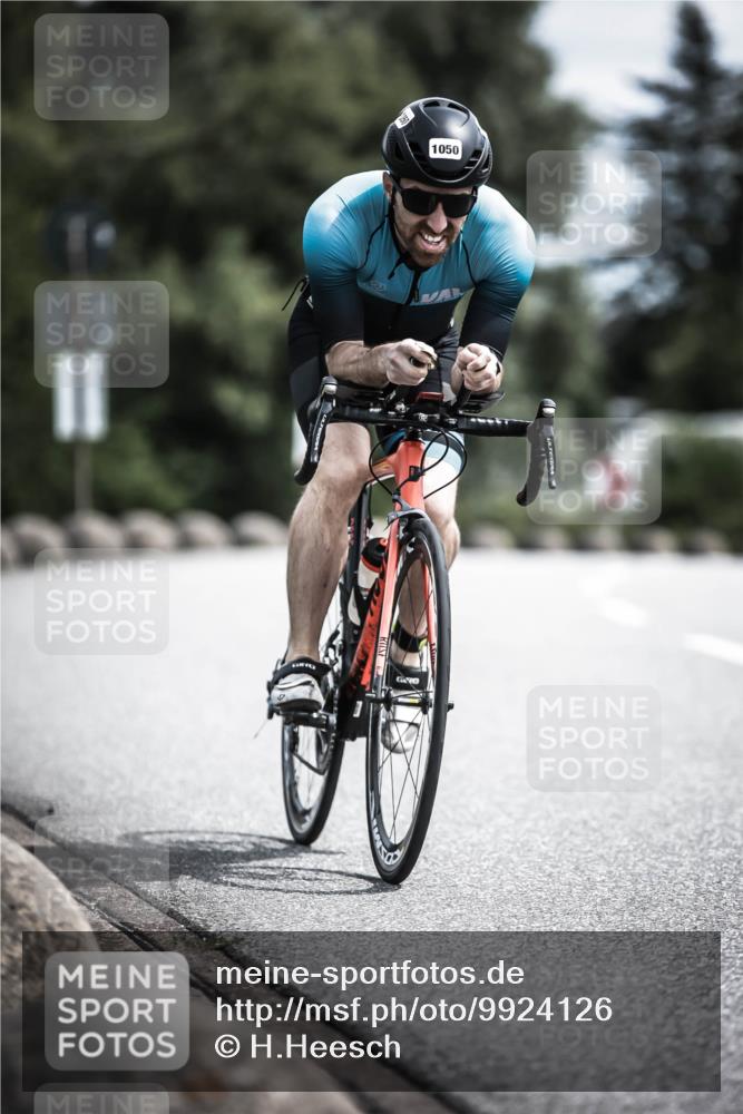 21.06.2026 - 29. Vierlanden-Triathlon H.Heesch http://msf.ph/oto/9924126 21.06.2026 13:06:05 Radfahren 1050 meine-sportfotos.de