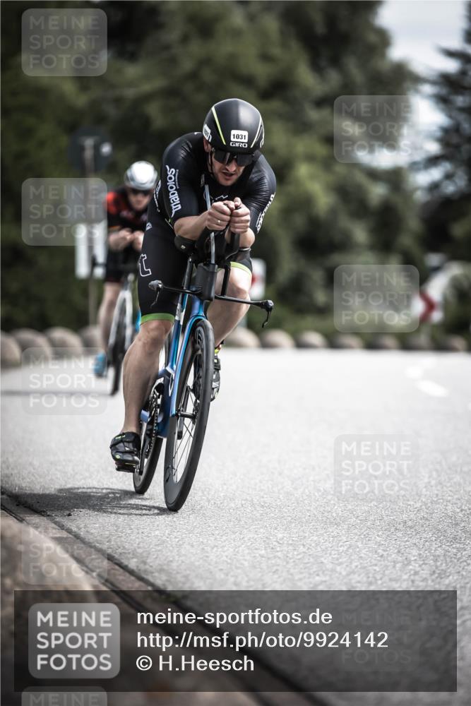 21.06.2026 - 29. Vierlanden-Triathlon H.Heesch http://msf.ph/oto/9924142 21.06.2026 13:06:30 Radfahren 1031 meine-sportfotos.de