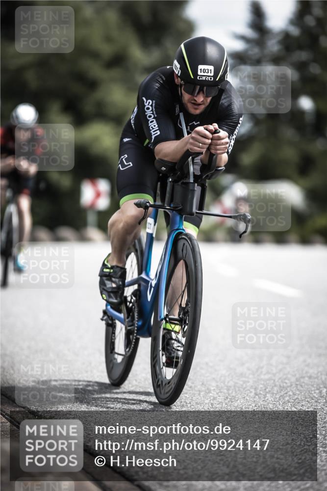 21.06.2026 - 29. Vierlanden-Triathlon H.Heesch http://msf.ph/oto/9924147 21.06.2026 13:06:30 Radfahren 1031 meine-sportfotos.de