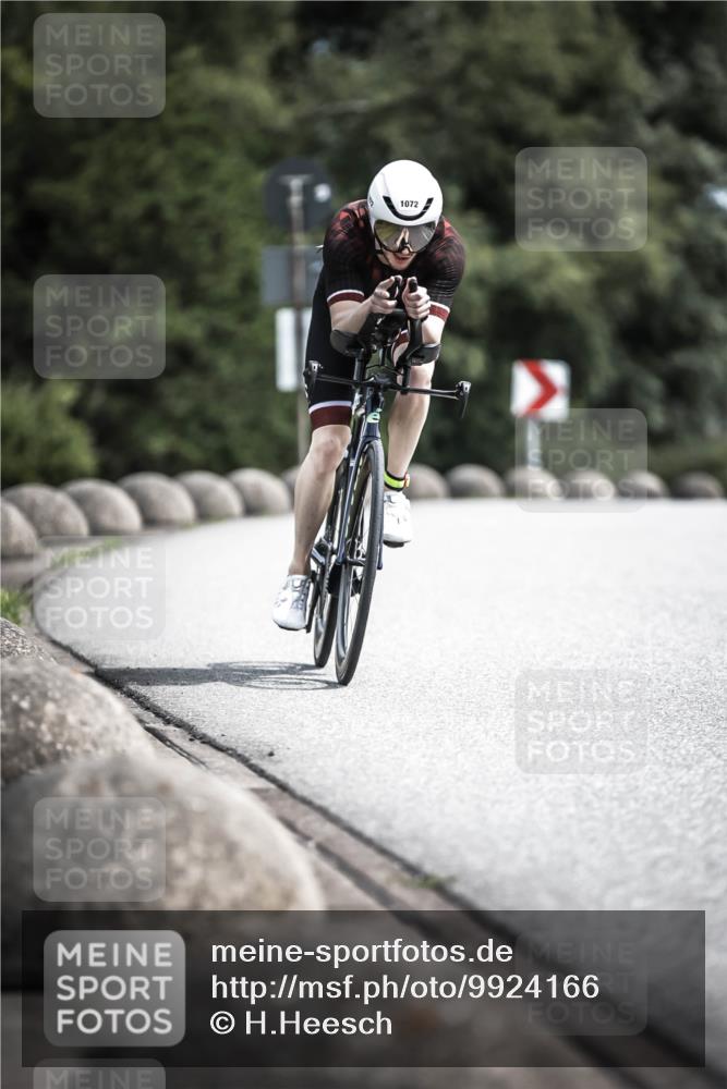 21.06.2026 - 29. Vierlanden-Triathlon H.Heesch http://msf.ph/oto/9924166 21.06.2026 13:06:35 Radfahren 1072 meine-sportfotos.de