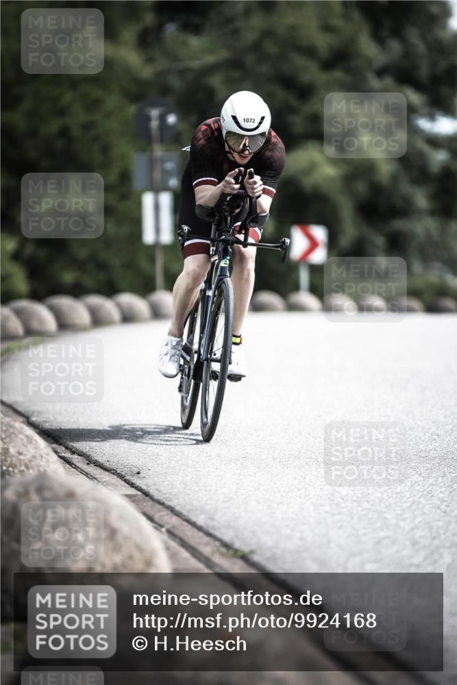 21.06.2026 - 29. Vierlanden-Triathlon H.Heesch http://msf.ph/oto/9924168 21.06.2026 13:06:35 Radfahren 1072 meine-sportfotos.de