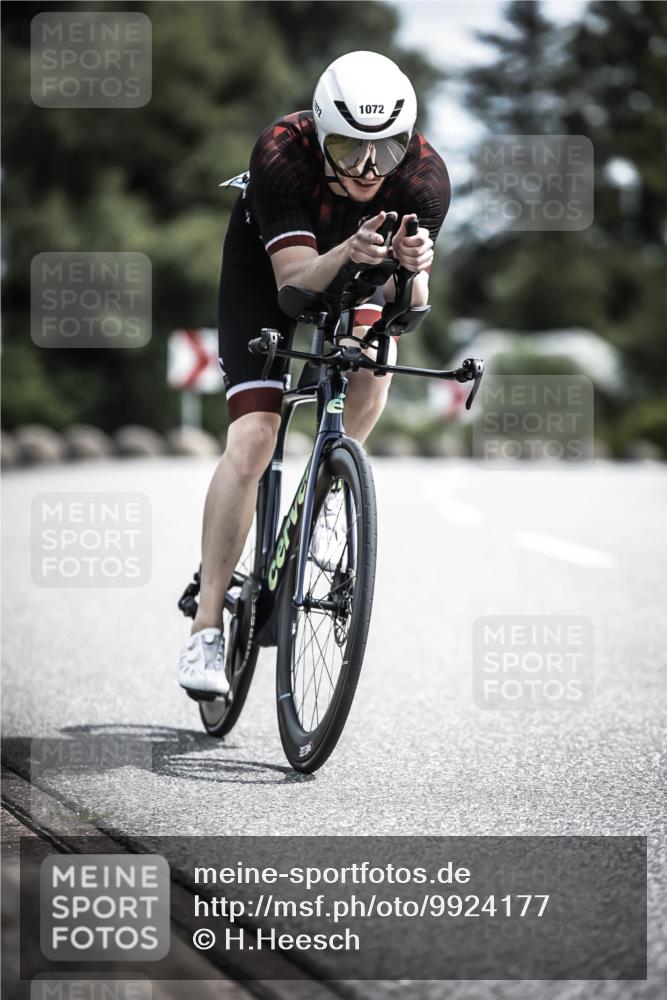 21.06.2026 - 29. Vierlanden-Triathlon H.Heesch http://msf.ph/oto/9924177 21.06.2026 13:06:36 Radfahren 1072 meine-sportfotos.de