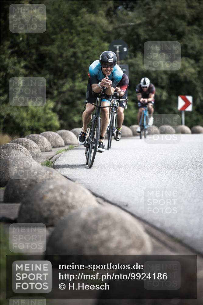 21.06.2026 - 29. Vierlanden-Triathlon H.Heesch http://msf.ph/oto/9924186 21.06.2026 13:06:43 Radfahren 1054 meine-sportfotos.de