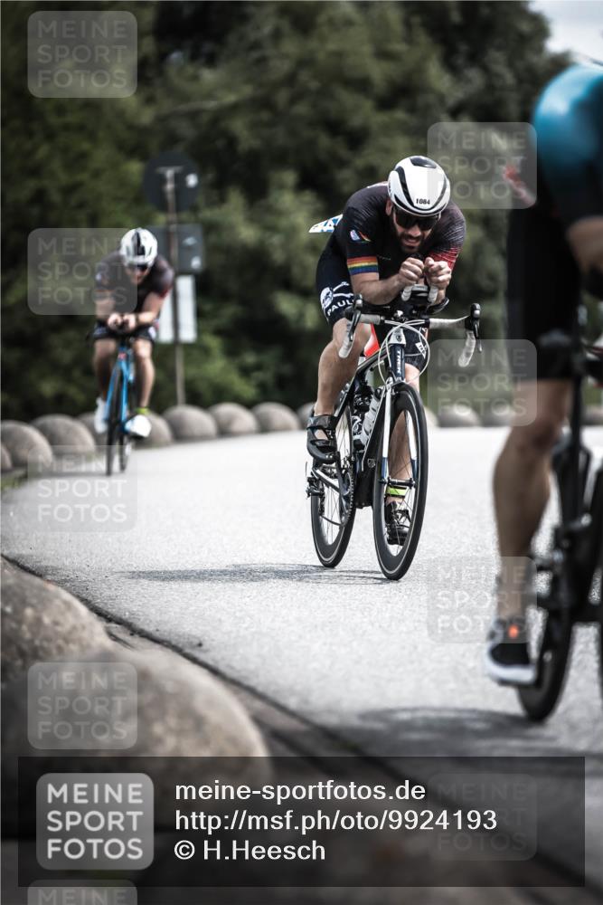 21.06.2026 - 29. Vierlanden-Triathlon H.Heesch http://msf.ph/oto/9924193 21.06.2026 13:06:44 Radfahren 1084 meine-sportfotos.de