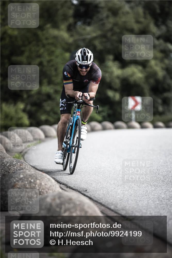 21.06.2026 - 29. Vierlanden-Triathlon H.Heesch http://msf.ph/oto/9924199 21.06.2026 13:06:46 Radfahren 1075 meine-sportfotos.de