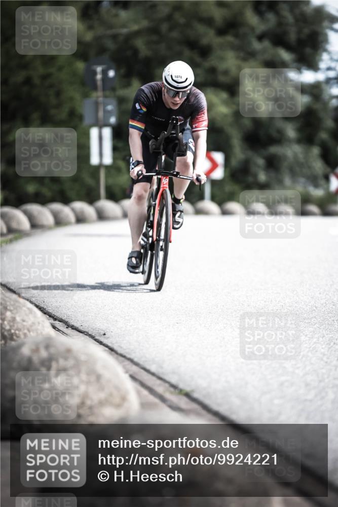 21.06.2026 - 29. Vierlanden-Triathlon H.Heesch http://msf.ph/oto/9924221 21.06.2026 13:07:09 Radfahren 1078 meine-sportfotos.de