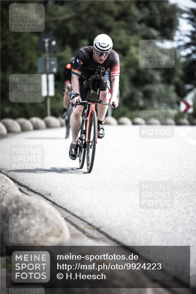21.06.2026 - 29. Vierlanden-Triathlon H.Heesch http://msf.ph/oto/9924223 21.06.2026 13:07:09 Radfahren 1078 meine-sportfotos.de