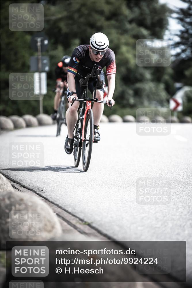 21.06.2026 - 29. Vierlanden-Triathlon H.Heesch http://msf.ph/oto/9924224 21.06.2026 13:07:09 Radfahren 1078 meine-sportfotos.de