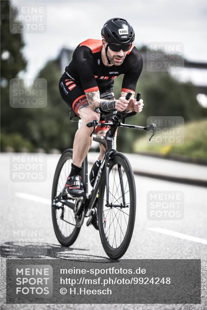 21.06.2026 - 29. Vierlanden-Triathlon H.Heesch http://msf.ph/oto/9924248 21.06.2026 13:07:11 Radfahren 1090 meine-sportfotos.de
