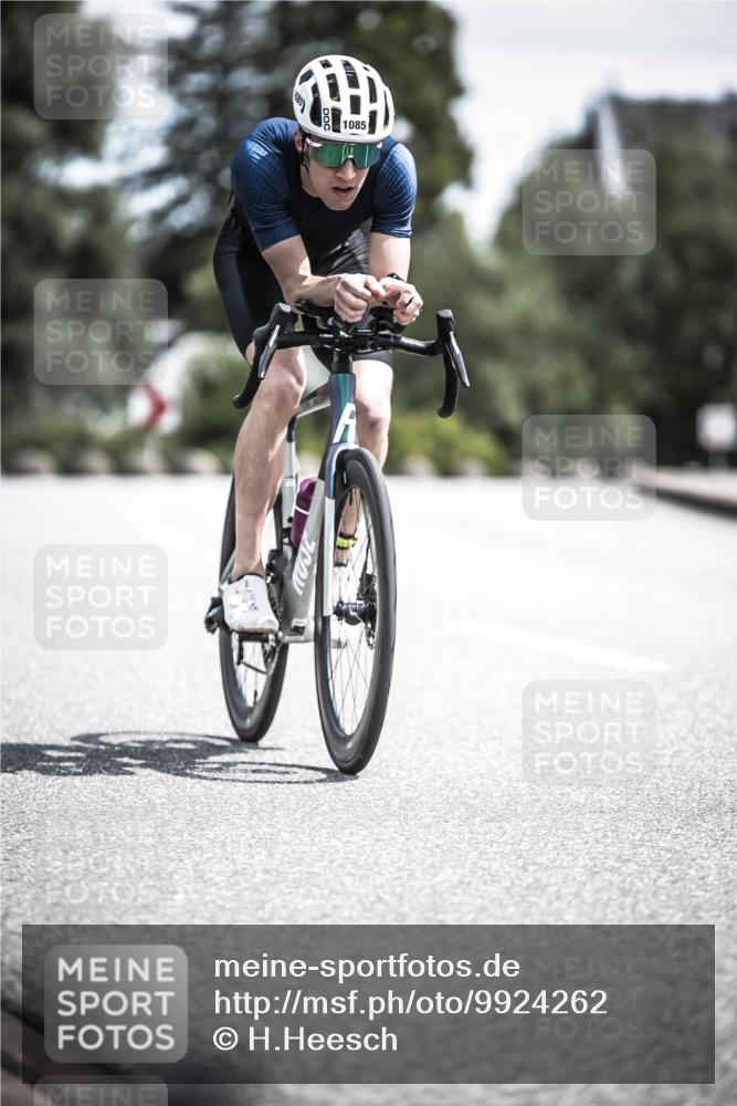 21.06.2026 - 29. Vierlanden-Triathlon H.Heesch http://msf.ph/oto/9924262 21.06.2026 13:07:31 Radfahren 1085 meine-sportfotos.de