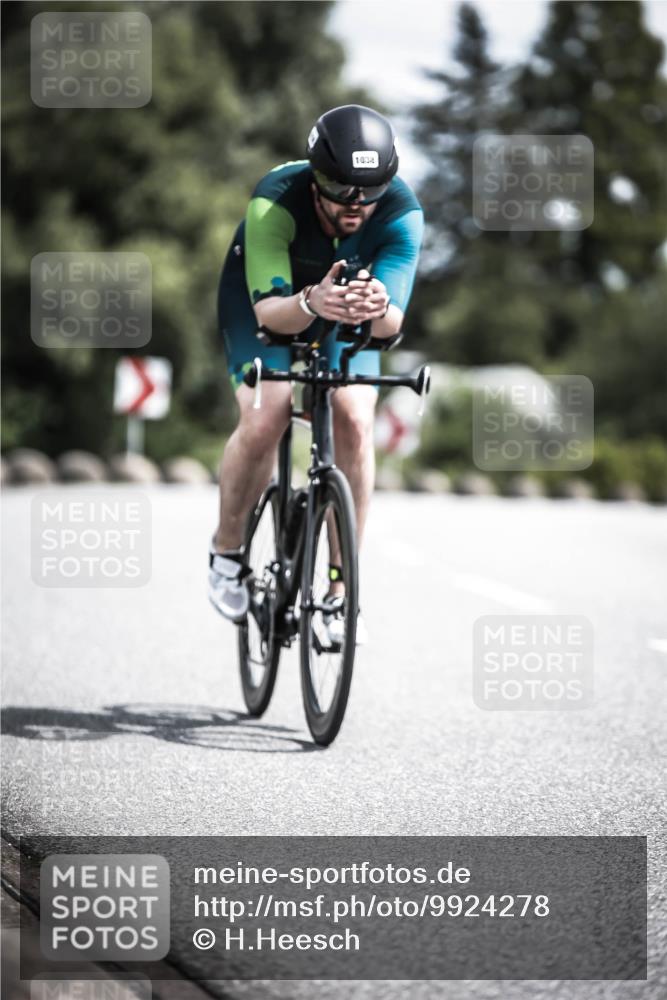 21.06.2026 - 29. Vierlanden-Triathlon H.Heesch http://msf.ph/oto/9924278 21.06.2026 13:08:02 Radfahren 1038 meine-sportfotos.de
