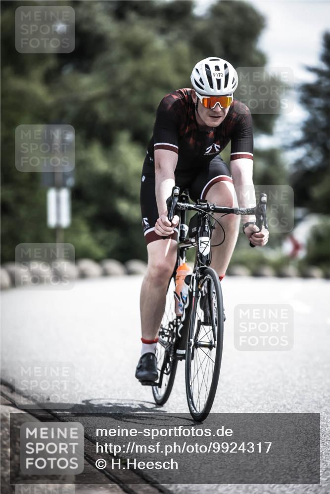 21.06.2026 - 29. Vierlanden-Triathlon H.Heesch http://msf.ph/oto/9924317 21.06.2026 13:08:15 Radfahren 1073 meine-sportfotos.de