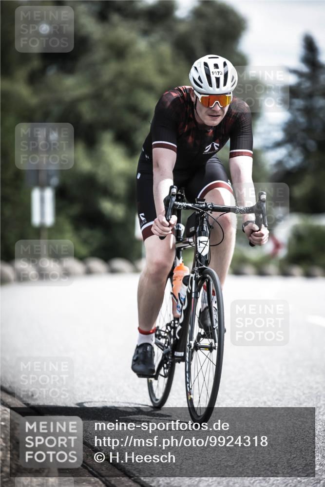 21.06.2026 - 29. Vierlanden-Triathlon H.Heesch http://msf.ph/oto/9924318 21.06.2026 13:08:15 Radfahren 1073 meine-sportfotos.de