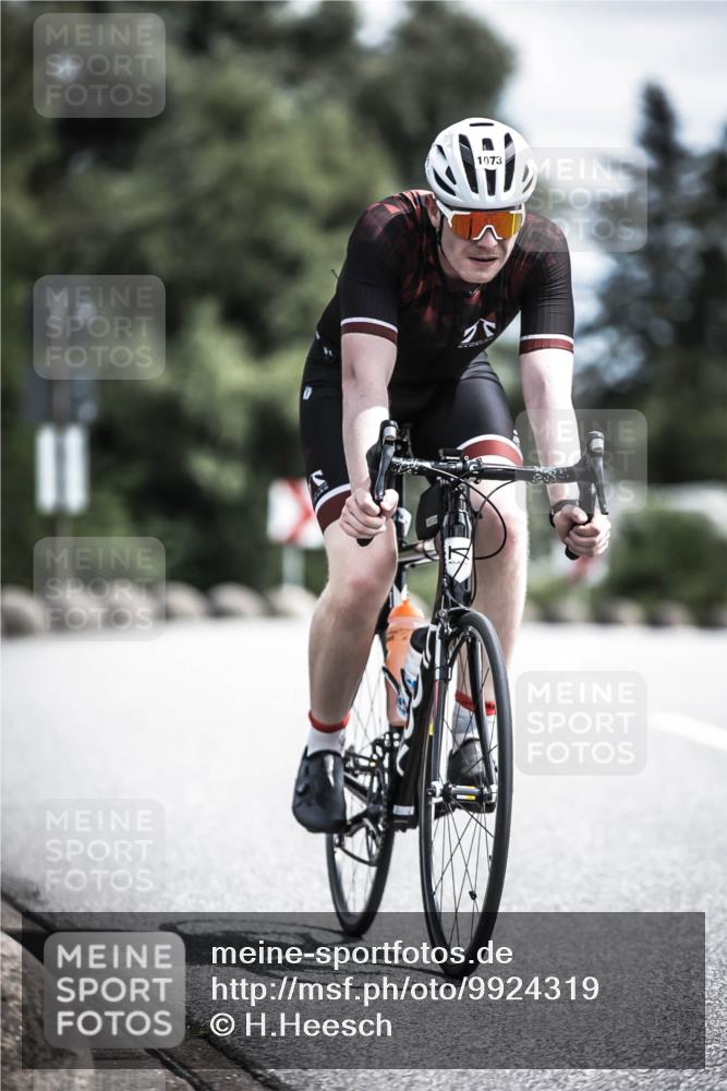 21.06.2026 - 29. Vierlanden-Triathlon H.Heesch http://msf.ph/oto/9924319 21.06.2026 13:08:15 Radfahren 1073, 982 meine-sportfotos.de