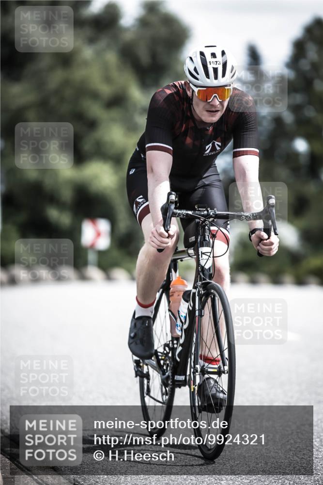 21.06.2026 - 29. Vierlanden-Triathlon H.Heesch http://msf.ph/oto/9924321 21.06.2026 13:08:15 Radfahren 1073 meine-sportfotos.de