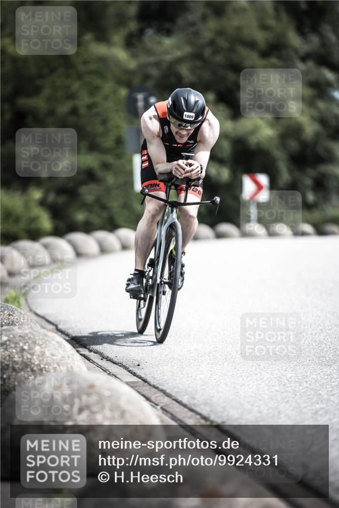 21.06.2026 - 29. Vierlanden-Triathlon H.Heesch http://msf.ph/oto/9924331 21.06.2026 13:08:25 Radfahren 1089 meine-sportfotos.de