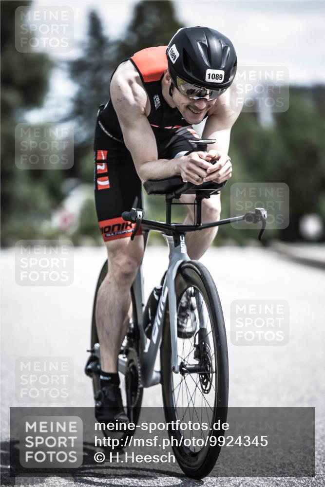 21.06.2026 - 29. Vierlanden-Triathlon H.Heesch http://msf.ph/oto/9924345 21.06.2026 13:08:25 Radfahren 1089, 1089 meine-sportfotos.de
