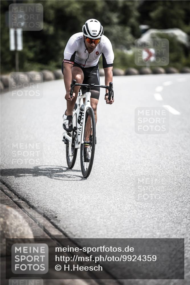 21.06.2026 - 29. Vierlanden-Triathlon H.Heesch http://msf.ph/oto/9924359 21.06.2026 13:08:52 Radfahren 11, 1024 meine-sportfotos.de