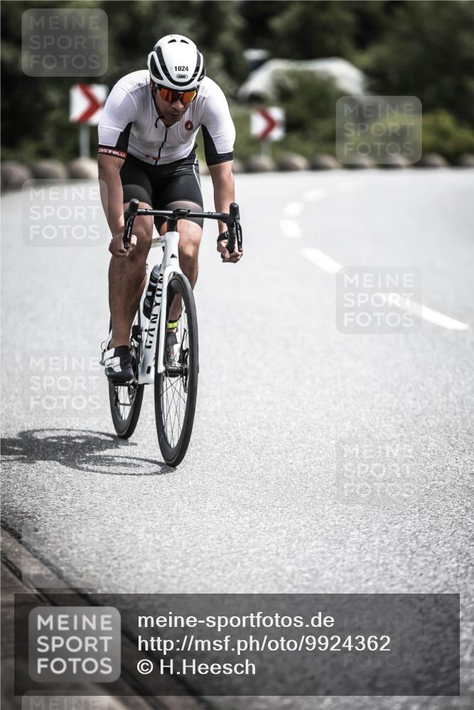 21.06.2026 - 29. Vierlanden-Triathlon H.Heesch http://msf.ph/oto/9924362 21.06.2026 13:08:52 Radfahren 1024 meine-sportfotos.de