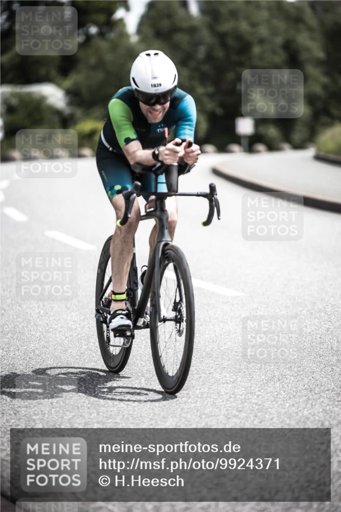 21.06.2026 - 29. Vierlanden-Triathlon H.Heesch http://msf.ph/oto/9924371 21.06.2026 13:13:26 Radfahren 1039 meine-sportfotos.de