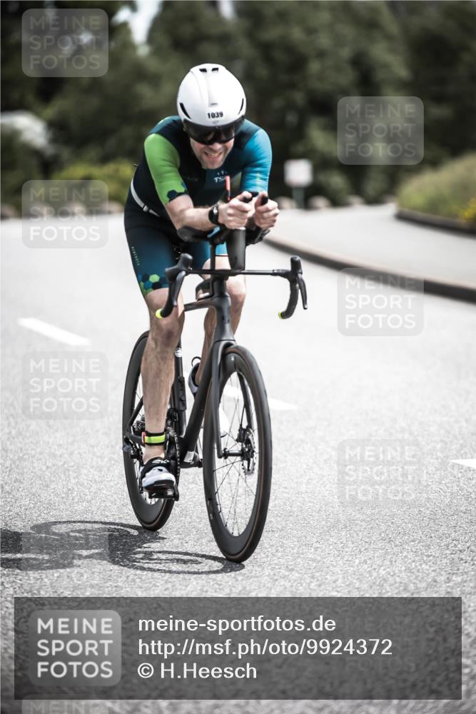 21.06.2026 - 29. Vierlanden-Triathlon H.Heesch http://msf.ph/oto/9924372 21.06.2026 13:13:26 Radfahren 1039 meine-sportfotos.de