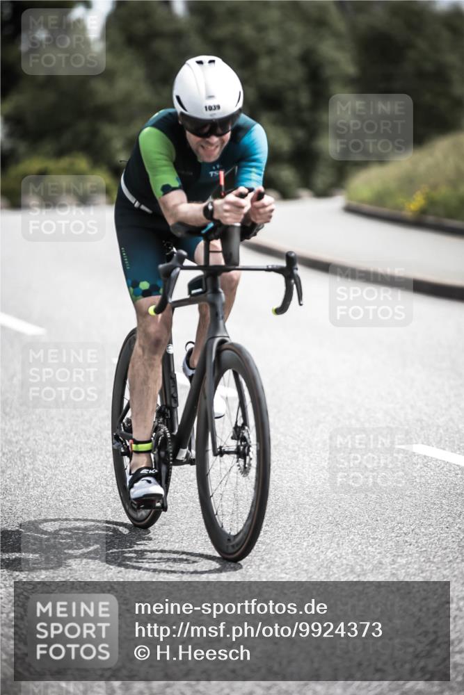 21.06.2026 - 29. Vierlanden-Triathlon H.Heesch http://msf.ph/oto/9924373 21.06.2026 13:13:26 Radfahren 1039 meine-sportfotos.de