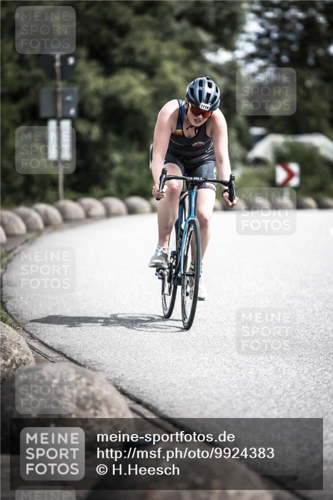 21.06.2026 - 29. Vierlanden-Triathlon H.Heesch http://msf.ph/oto/9924383 21.06.2026 13:13:50 Radfahren 1116 meine-sportfotos.de