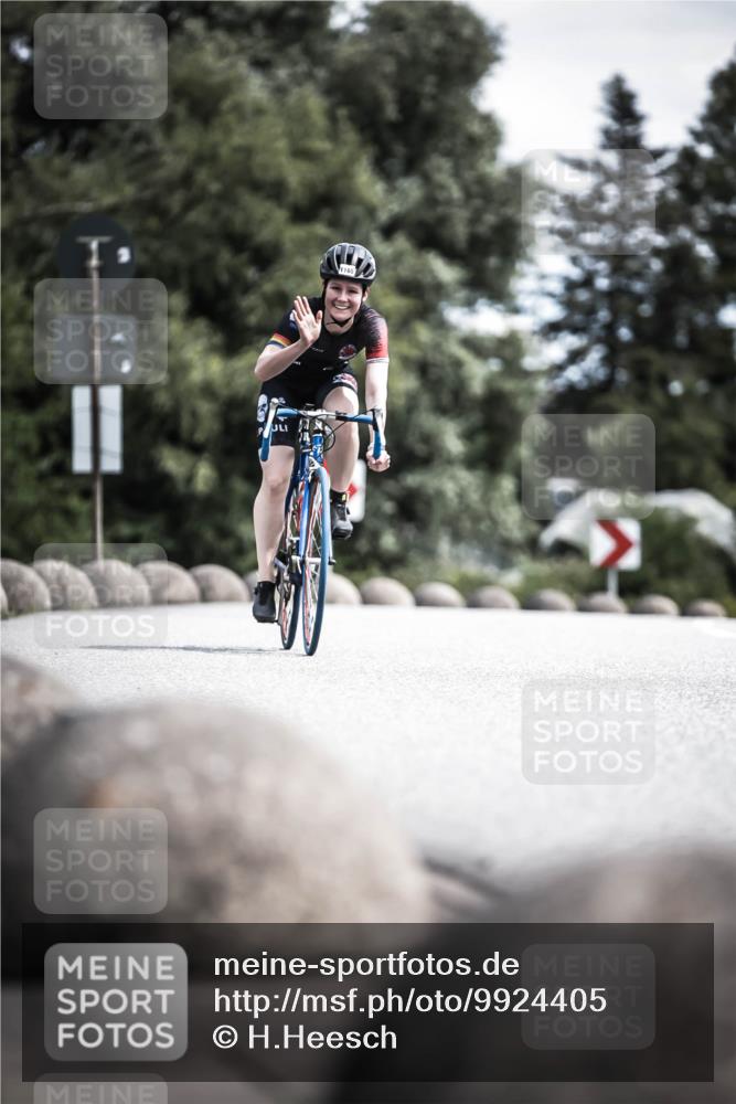 21.06.2026 - 29. Vierlanden-Triathlon H.Heesch http://msf.ph/oto/9924405 21.06.2026 13:14:17 Radfahren 1165 meine-sportfotos.de