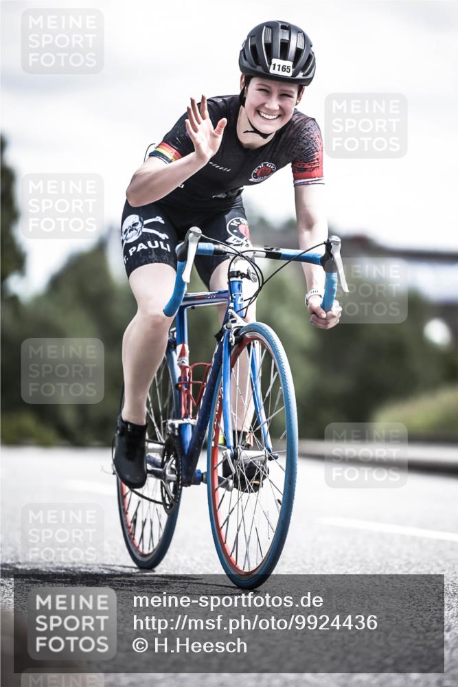 21.06.2026 - 29. Vierlanden-Triathlon H.Heesch http://msf.ph/oto/9924436 21.06.2026 13:14:18 Radfahren 1165, 1, 5 meine-sportfotos.de