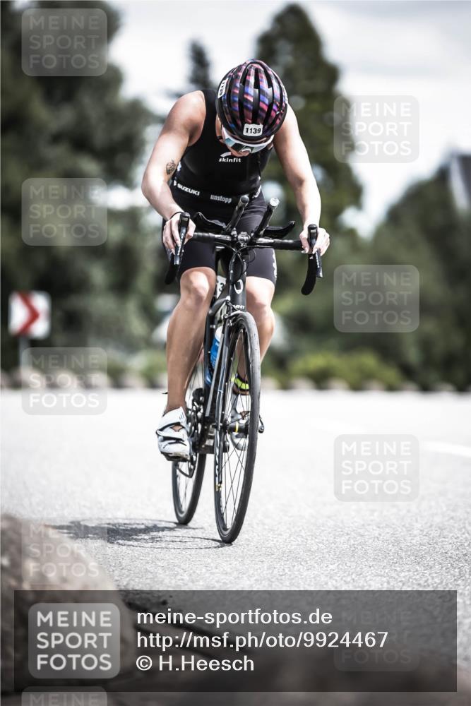 21.06.2026 - 29. Vierlanden-Triathlon H.Heesch http://msf.ph/oto/9924467 21.06.2026 13:14:46 Radfahren 1139 meine-sportfotos.de