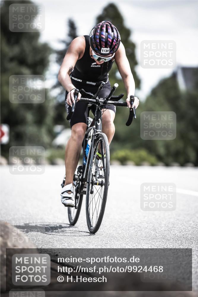 21.06.2026 - 29. Vierlanden-Triathlon H.Heesch http://msf.ph/oto/9924468 21.06.2026 13:14:46 Radfahren 1139 meine-sportfotos.de