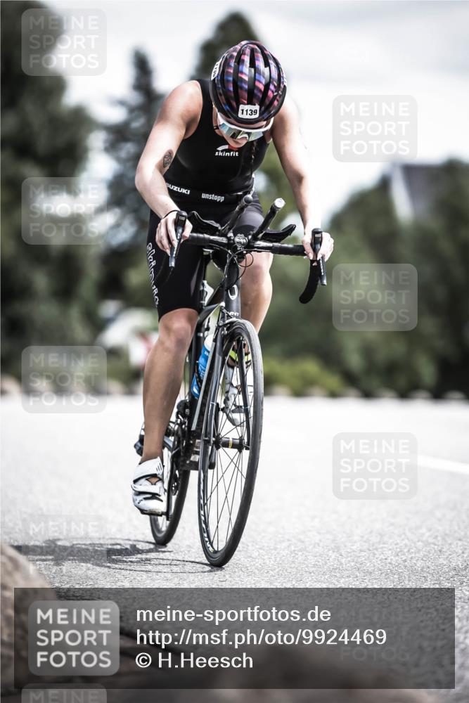 21.06.2026 - 29. Vierlanden-Triathlon H.Heesch http://msf.ph/oto/9924469 21.06.2026 13:14:46 Radfahren 1139 meine-sportfotos.de