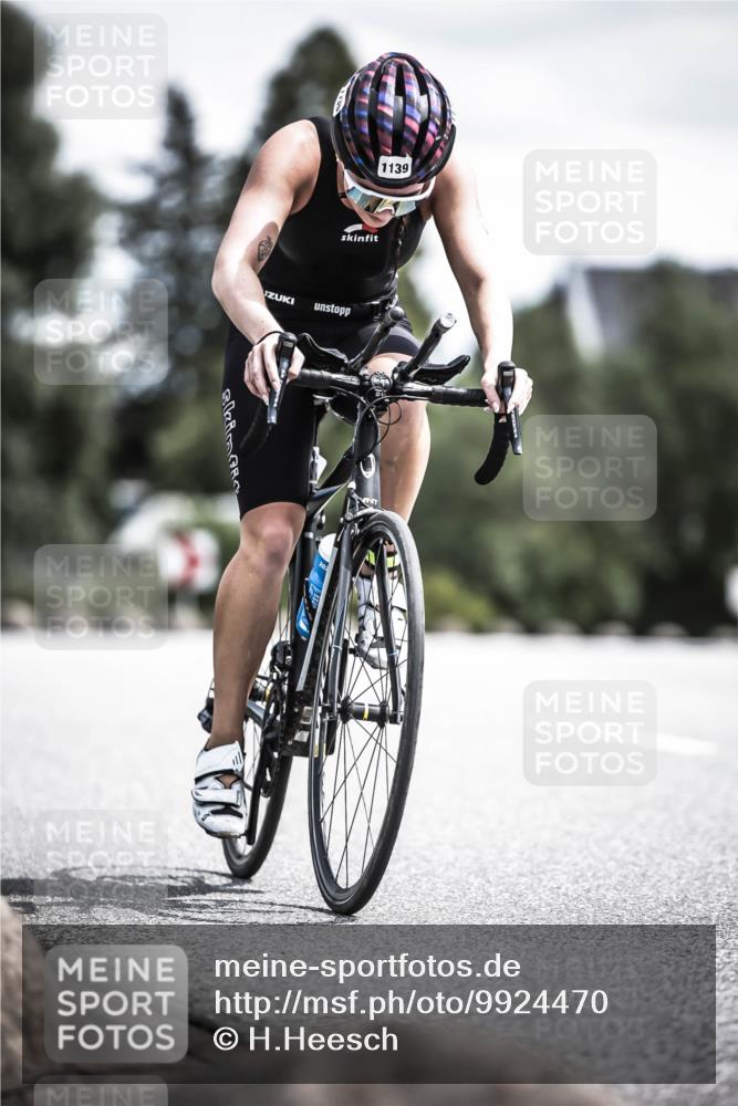 21.06.2026 - 29. Vierlanden-Triathlon H.Heesch http://msf.ph/oto/9924470 21.06.2026 13:14:46 Radfahren 1139 meine-sportfotos.de