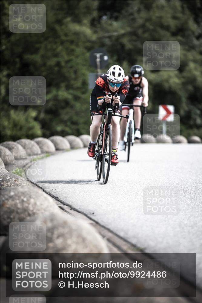 21.06.2026 - 29. Vierlanden-Triathlon H.Heesch http://msf.ph/oto/9924486 21.06.2026 13:15:10 Radfahren 1130 meine-sportfotos.de