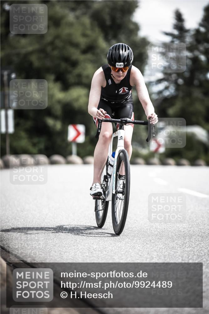 21.06.2026 - 29. Vierlanden-Triathlon H.Heesch http://msf.ph/oto/9924489 21.06.2026 13:15:11 Radfahren 11, 1103 meine-sportfotos.de