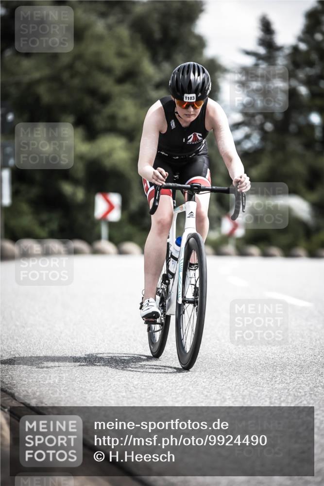 21.06.2026 - 29. Vierlanden-Triathlon H.Heesch http://msf.ph/oto/9924490 21.06.2026 13:15:11 Radfahren 1103 meine-sportfotos.de