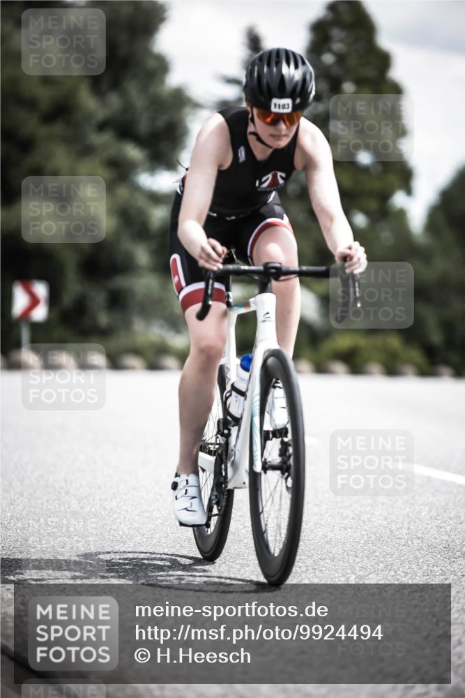 21.06.2026 - 29. Vierlanden-Triathlon H.Heesch http://msf.ph/oto/9924494 21.06.2026 13:15:12 Radfahren 1103 meine-sportfotos.de