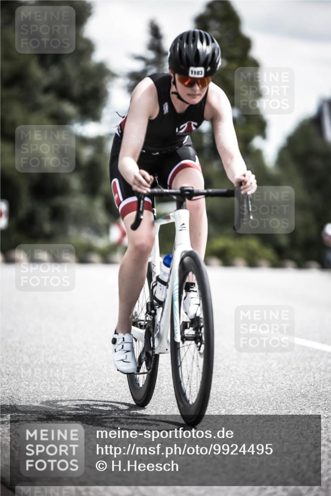 21.06.2026 - 29. Vierlanden-Triathlon H.Heesch http://msf.ph/oto/9924495 21.06.2026 13:15:12 Radfahren 1103 meine-sportfotos.de