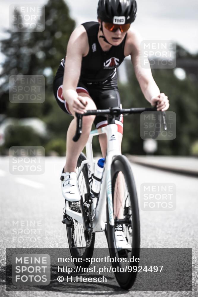 21.06.2026 - 29. Vierlanden-Triathlon H.Heesch http://msf.ph/oto/9924497 21.06.2026 13:15:12 Radfahren 1103 meine-sportfotos.de