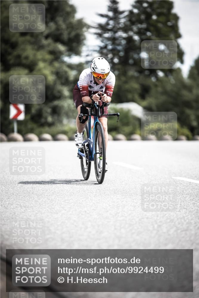 21.06.2026 - 29. Vierlanden-Triathlon H.Heesch http://msf.ph/oto/9924499 21.06.2026 13:15:19 Radfahren 1121, 0 meine-sportfotos.de