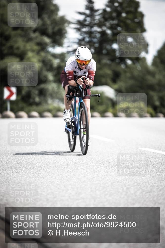 21.06.2026 - 29. Vierlanden-Triathlon H.Heesch http://msf.ph/oto/9924500 21.06.2026 13:15:19 Radfahren 15, 1121 meine-sportfotos.de